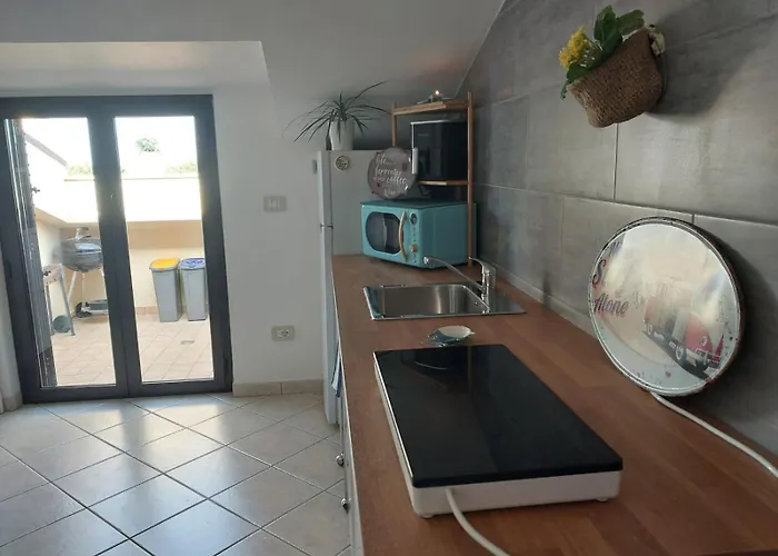 Paoletta Flat * Пинето